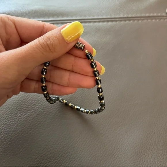 Hematite Bracelet - Picture 3 of 3